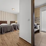 In With Heated Pool And Whirlpool Villa