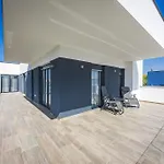 In With Heated Pool And Whirlpool *